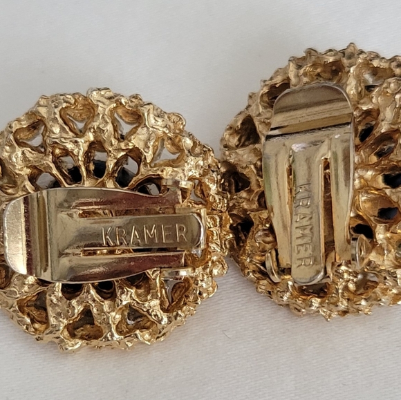 VINTAGE **RARE** GOLD PLATED KRAMER BAROQUE FAUX PEARL AND GLASS CLIP ON... - Picture 3 of 5